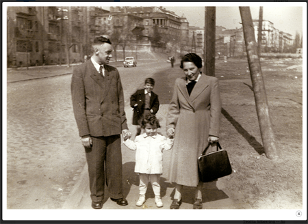 Maria Litoczewski and her family